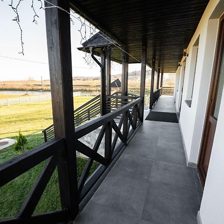 Casa Andra Hotel Siret Buitenkant foto