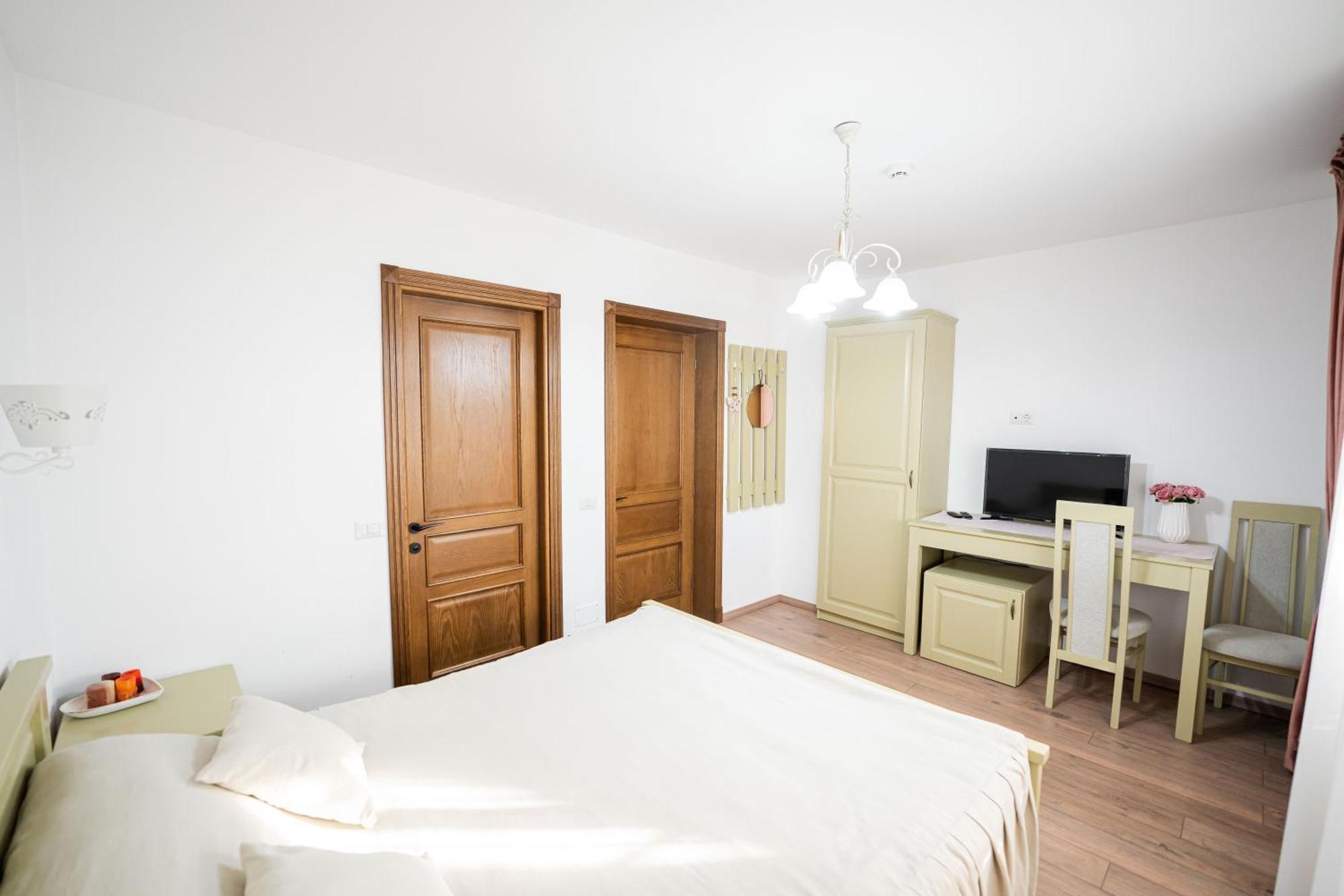 Casa Andra Hotel Siret Buitenkant foto