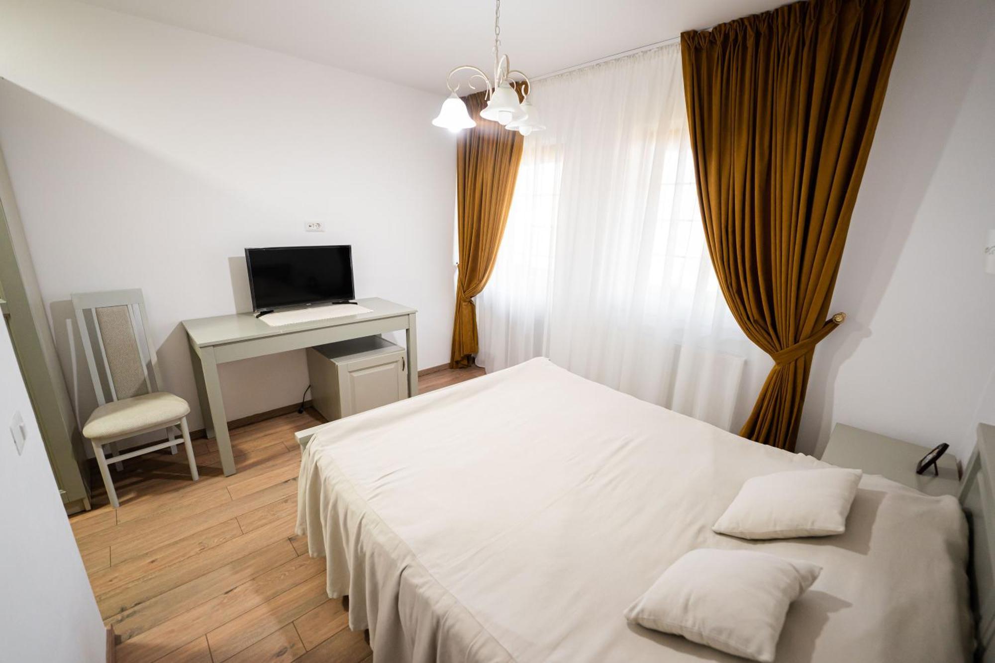 Casa Andra Hotel Siret Buitenkant foto