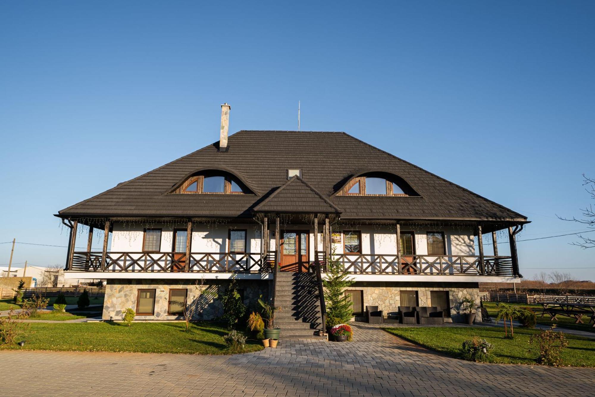 Casa Andra Hotel Siret Buitenkant foto