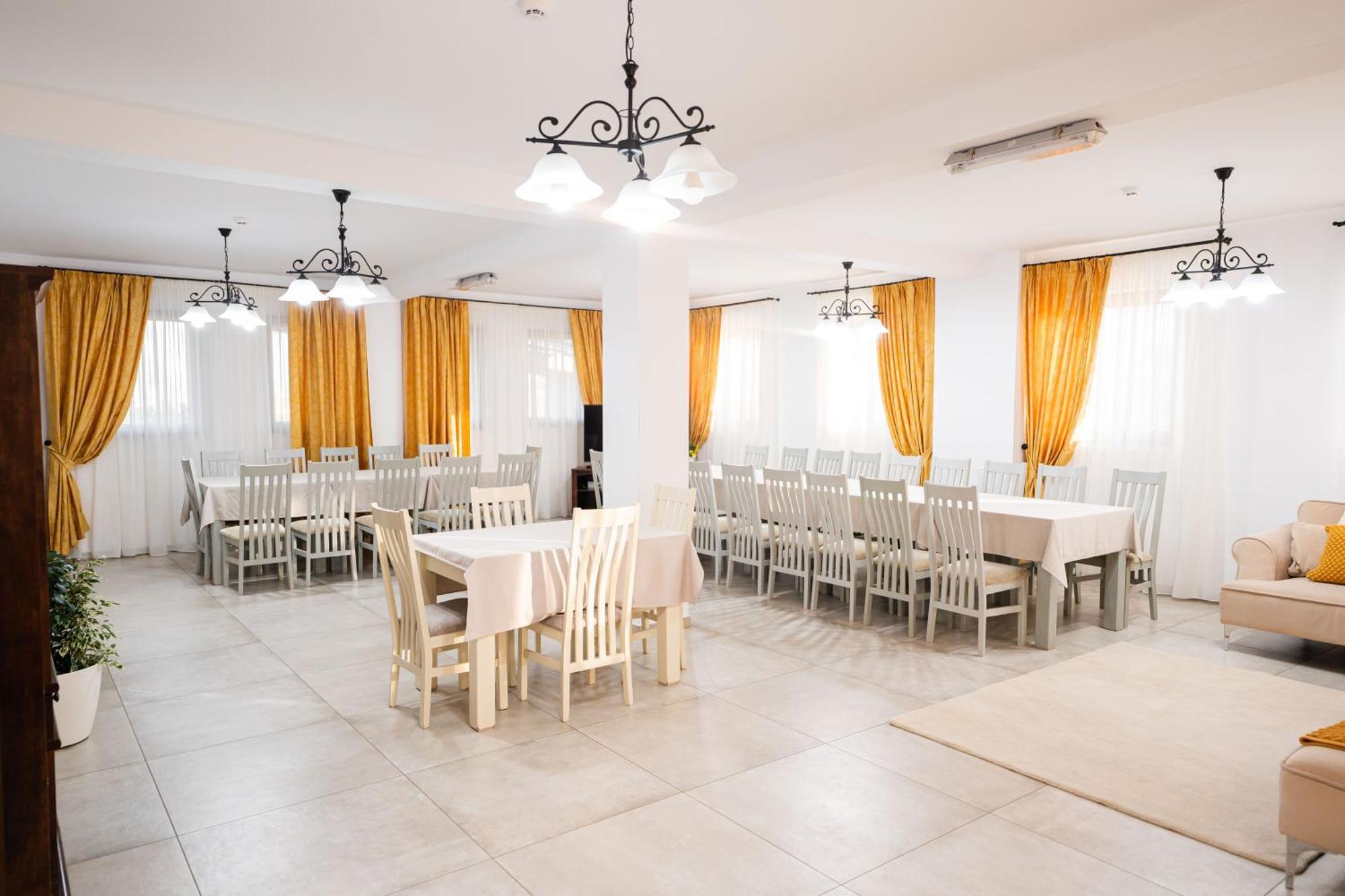 Casa Andra Hotel Siret Buitenkant foto